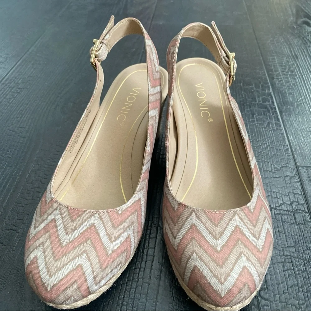 VIONIC CORALINA ESPADRILLE WEDGE‎ SLINGBACK SANDALS-SIZE 7.5 Multi Chevron